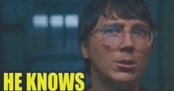does-he-know-v0-6s1d2wqox3nf1